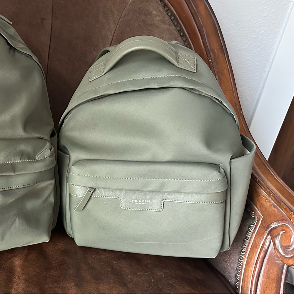 Mina baie Eli Mini in Martin